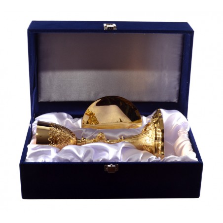 Calice e patena in ottone con custodia 